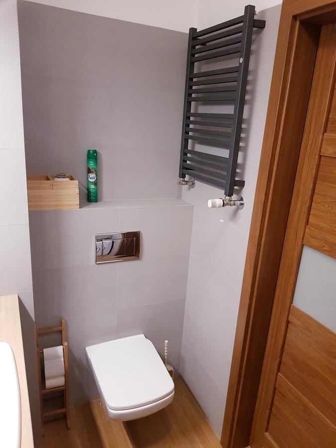 Apartament Jelen'Iowska Apartment เคียลเซ ภายนอก รูปภาพ